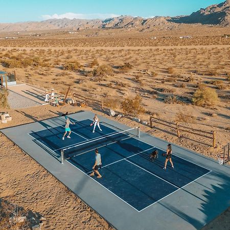 Sapphire Haven + Casita! Pool + Spa + Movie Theatre + 10 Min To Monument! Joshua Tree Exteriér fotografie