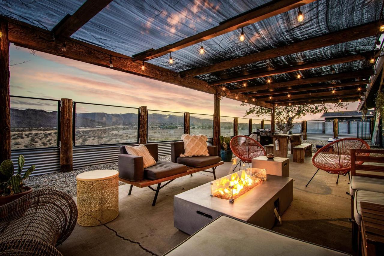 Sapphire Haven + Casita! Pool + Spa + Movie Theatre + 10 Min To Monument! Joshua Tree Exteriér fotografie