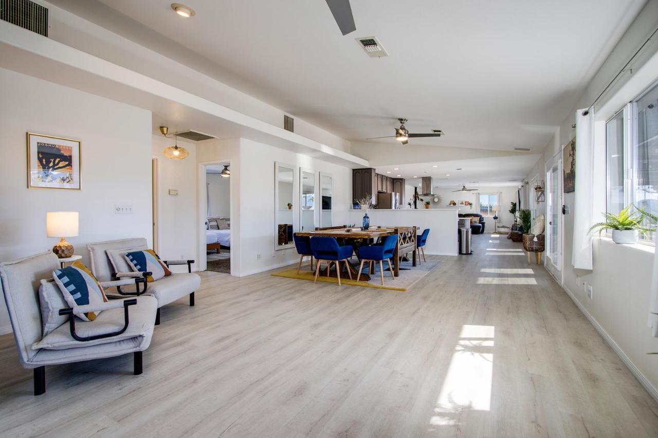 Sapphire Haven + Casita! Pool + Spa + Movie Theatre + 10 Min To Monument! Joshua Tree Exteriér fotografie