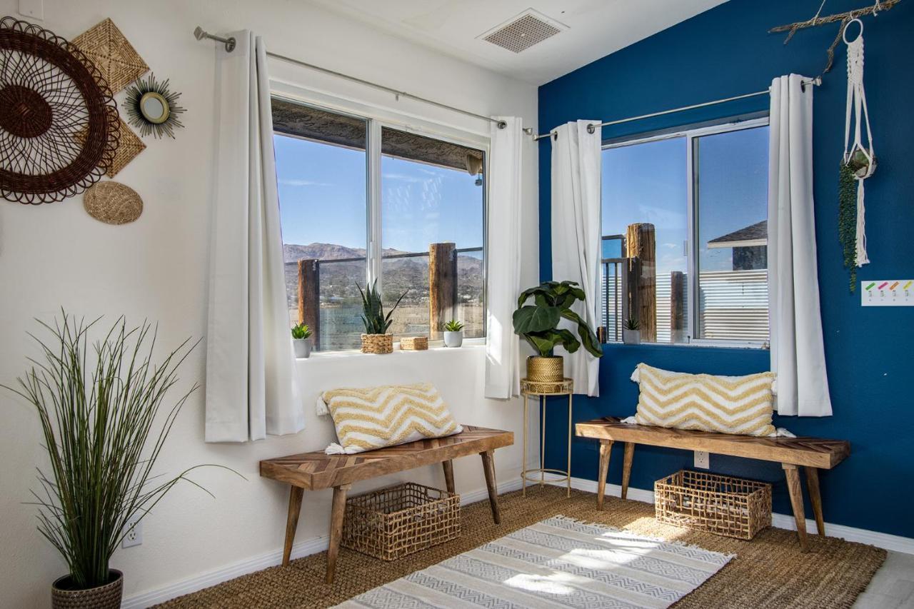 Sapphire Haven + Casita! Pool + Spa + Movie Theatre + 10 Min To Monument! Joshua Tree Exteriér fotografie