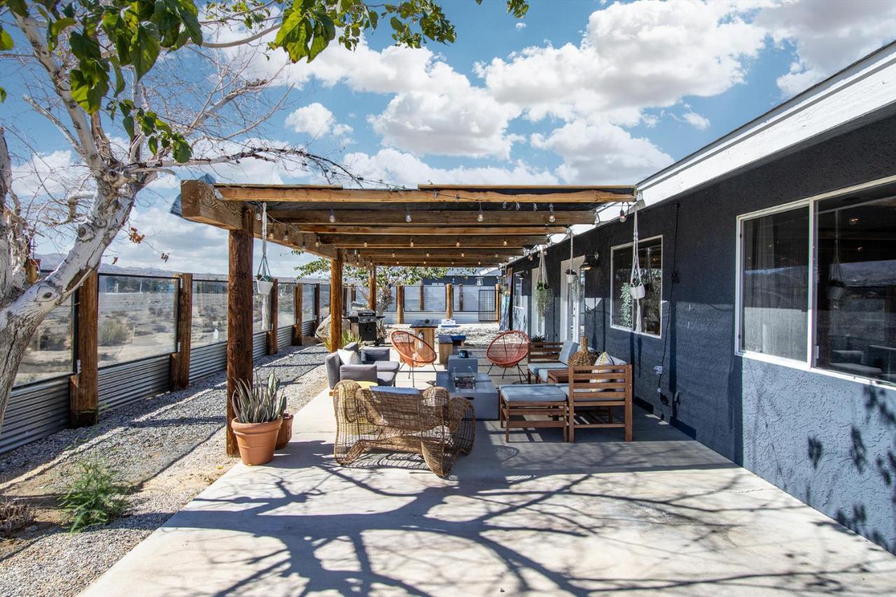 Sapphire Haven + Casita! Pool + Spa + Movie Theatre + 10 Min To Monument! Joshua Tree Exteriér fotografie
