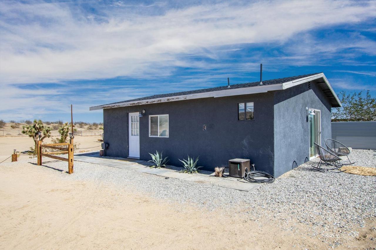 Sapphire Haven + Casita! Pool + Spa + Movie Theatre + 10 Min To Monument! Joshua Tree Exteriér fotografie