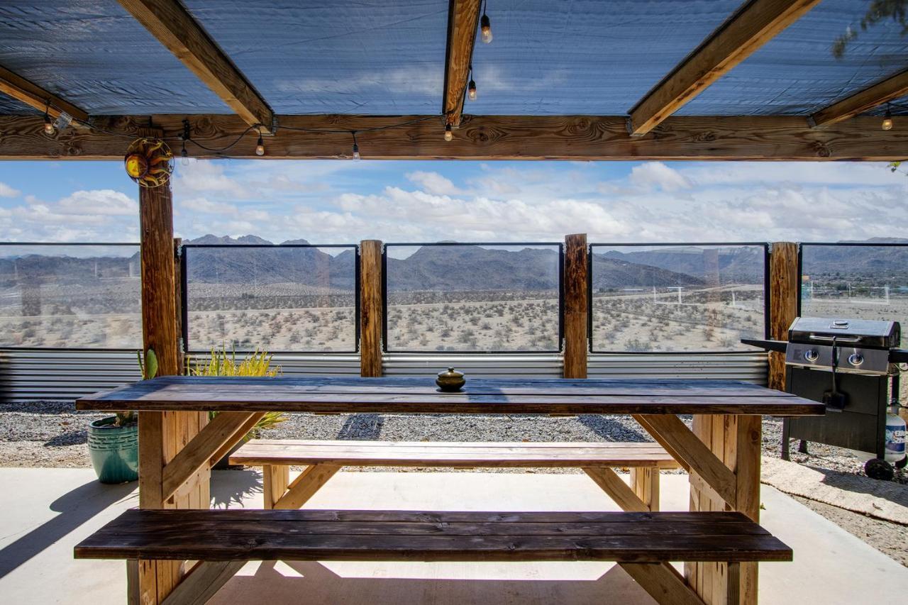 Sapphire Haven + Casita! Pool + Spa + Movie Theatre + 10 Min To Monument! Joshua Tree Exteriér fotografie